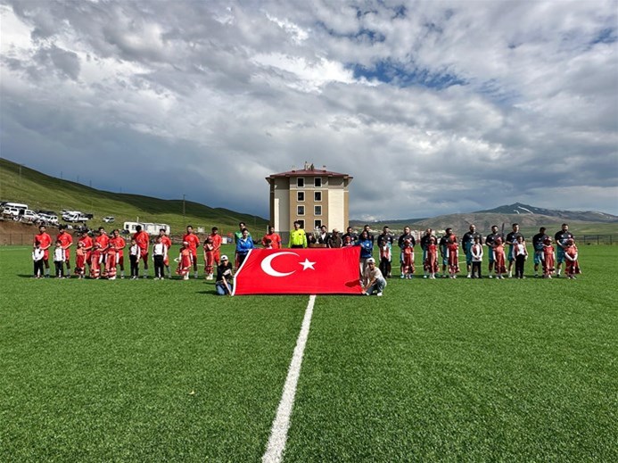 TEKMAN YAYLALARI GOL! SESLERİYLE YANKILANDI: ŞAMPİYON HÜRRİYET